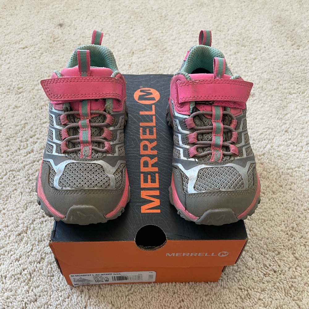 Merrell Moab hiking shoes girls 10.5W wate…